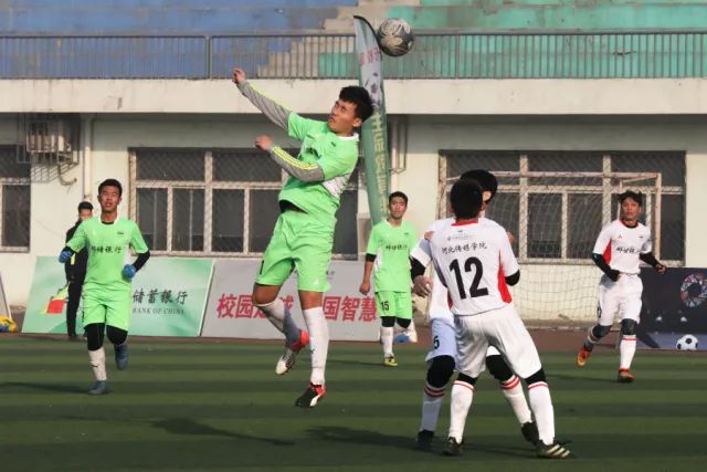 王睿泽20+5+6王洪16分青岛胜广厦 胡金秋15分